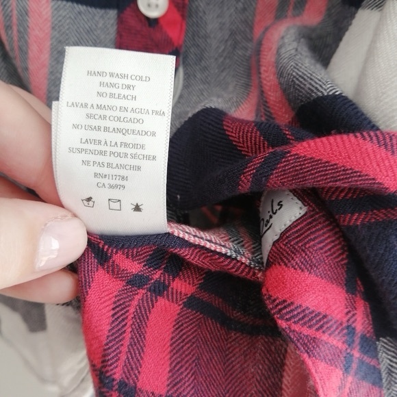 Rails Hunter Plaid Button Up in White, Indigo, Blush Small - Picture 11 of 14